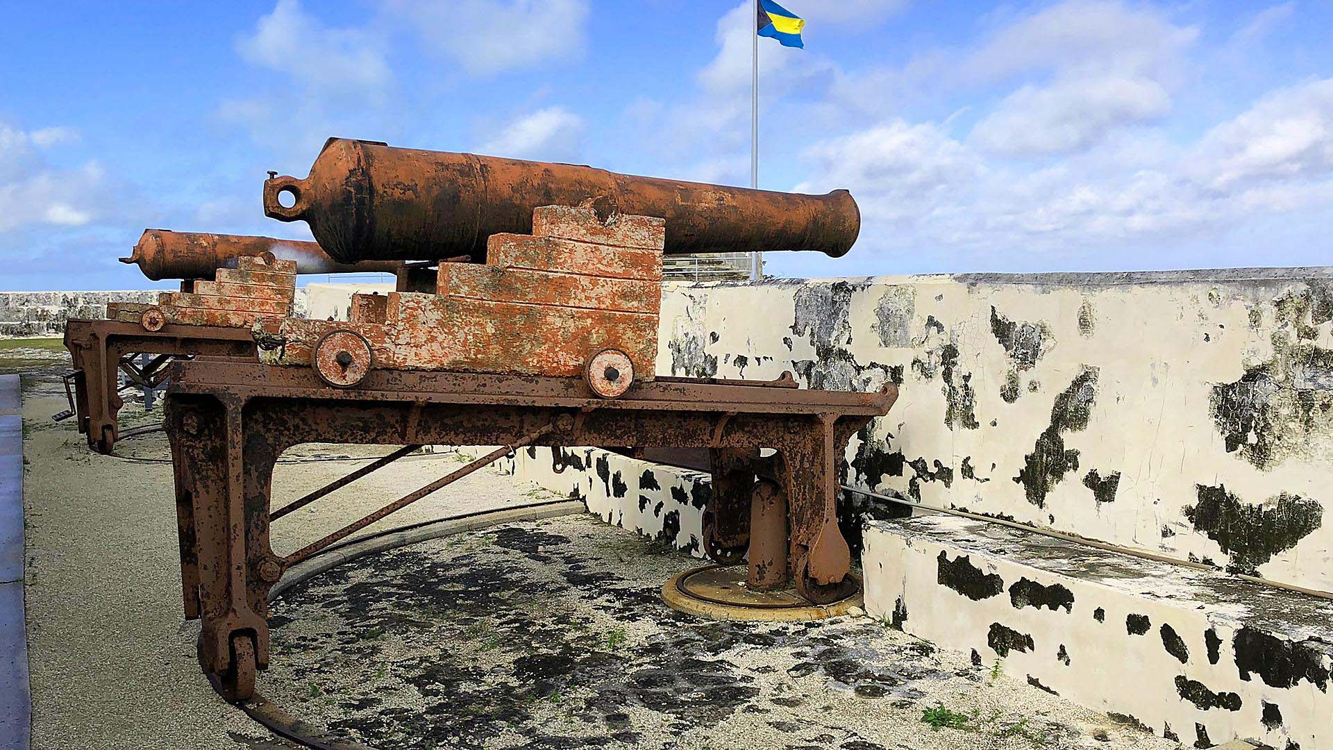 bahamas-historical-fort-charlotte