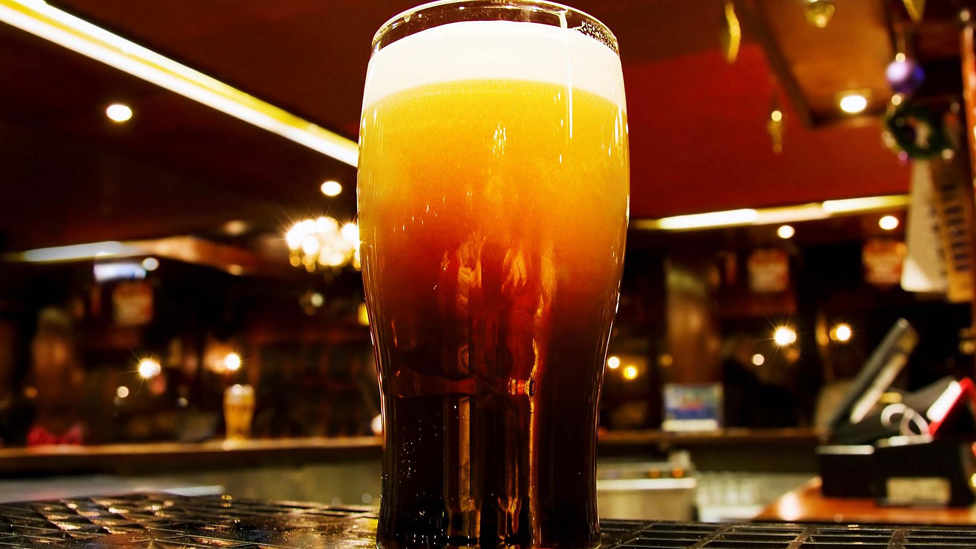 ireland-dublin-irish-black-beer